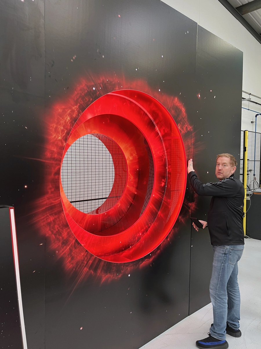 Projecting circular portal rings on a rectangular printed backdrop