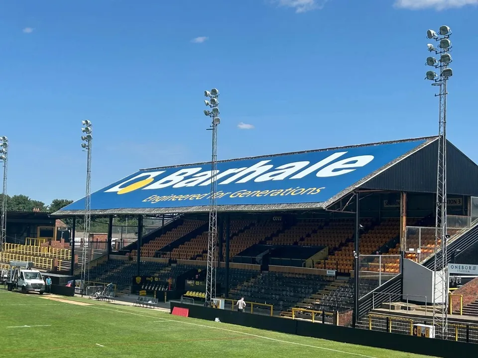 44m by 11m stadium roof banner at Castleford Tigers